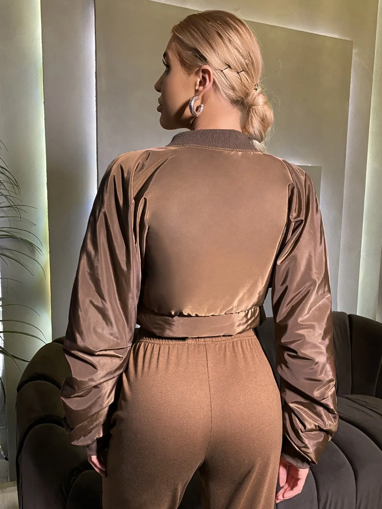 Beautiful Plain Zipper Long Sleeve Baseball Collar Crop Women Jacket