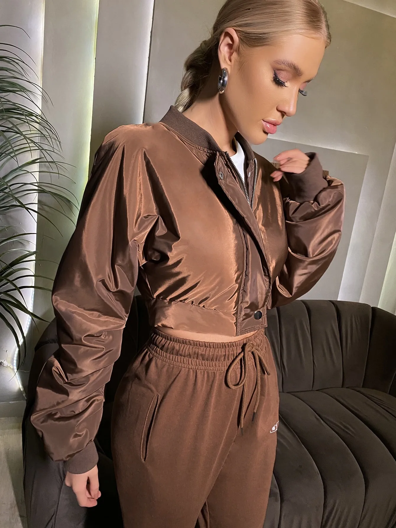 Beautiful Plain Zipper Long Sleeve Baseball Collar Crop Women Jacket