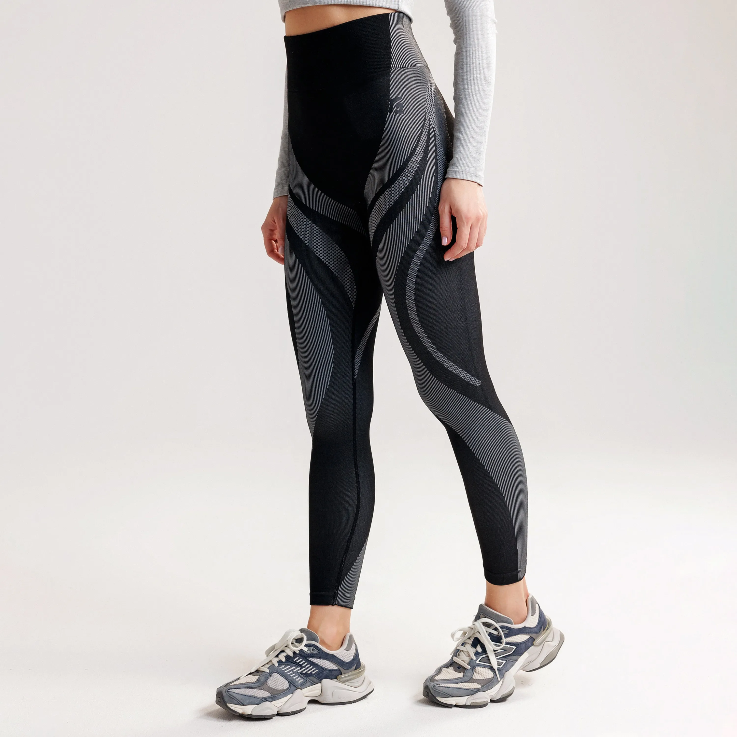 Bristle Pro Seamless Leggings (Black)