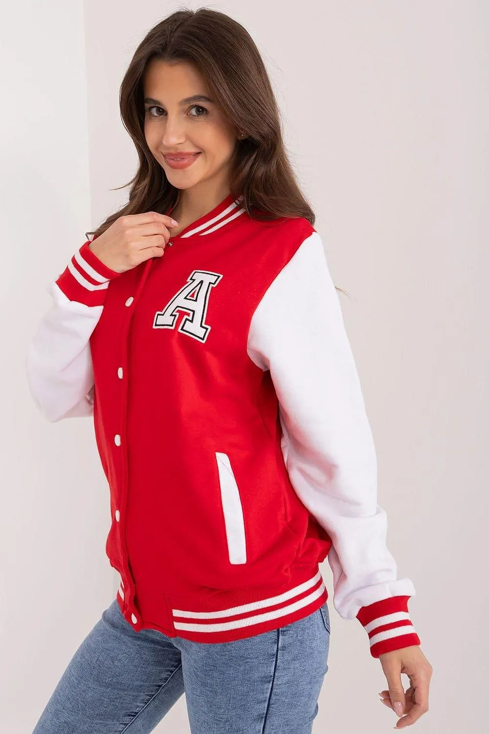 Chic Snap Button Sweatshirt for Active Women