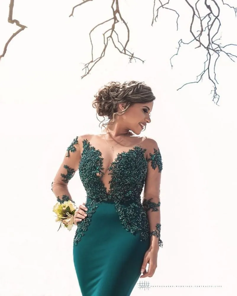 Classic Illusion neck Long Sleeves Blue Lace Appliques Prom Party Gowns with Chapel Train