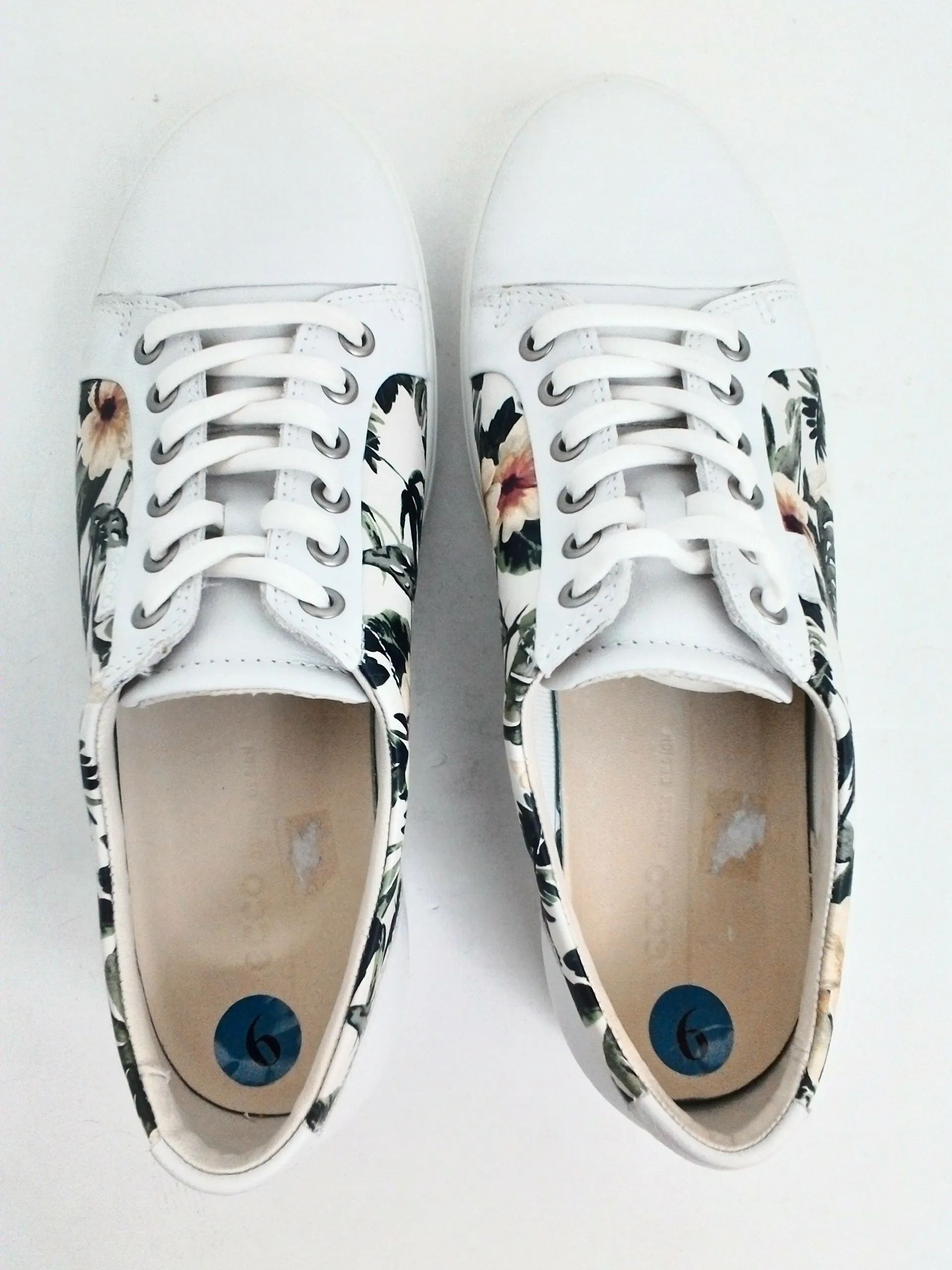 Ecco Danish Design Women's white/Beige/Green Sneakers Size 9