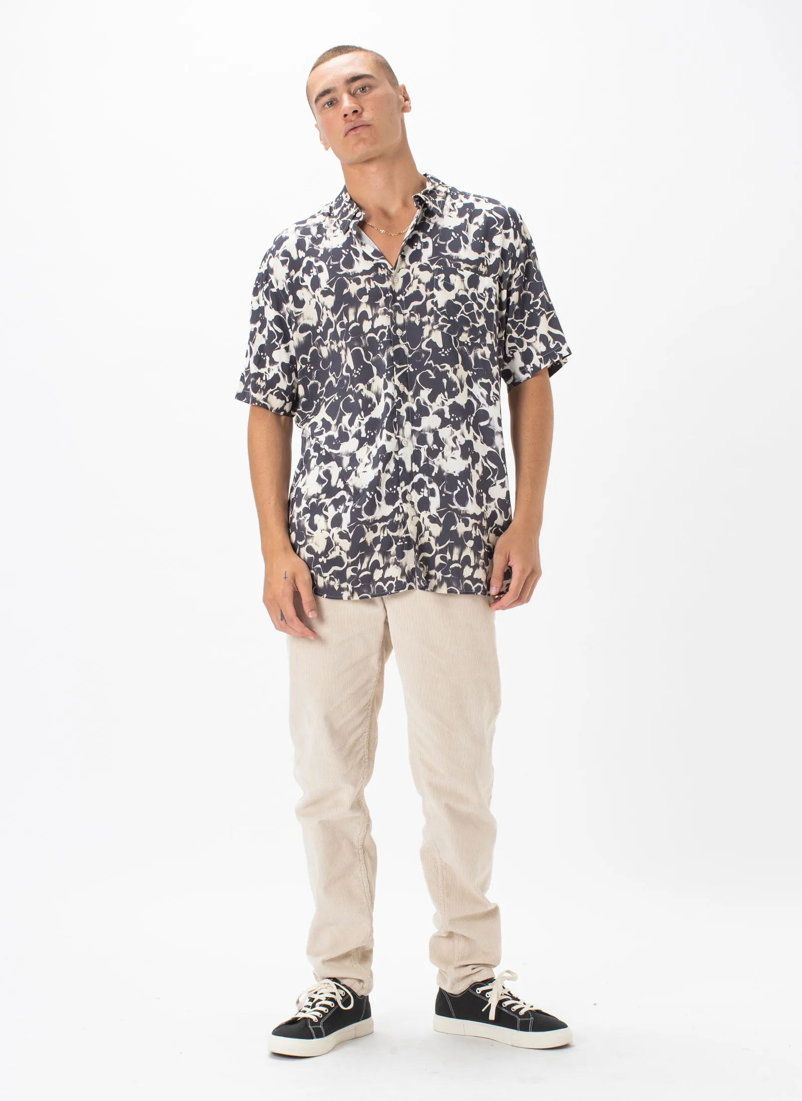 Holiday Shirt Black Trip