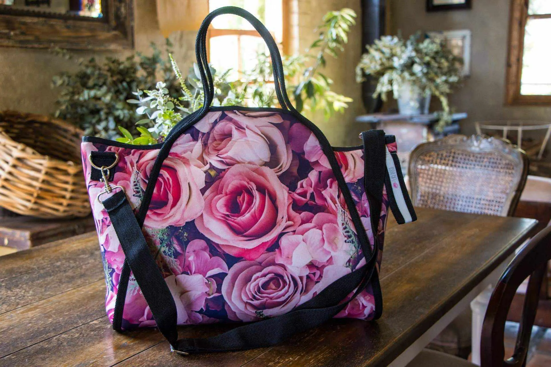 Lily Rose Bag Of Plenty Grag-and-Go Bag | Passion
