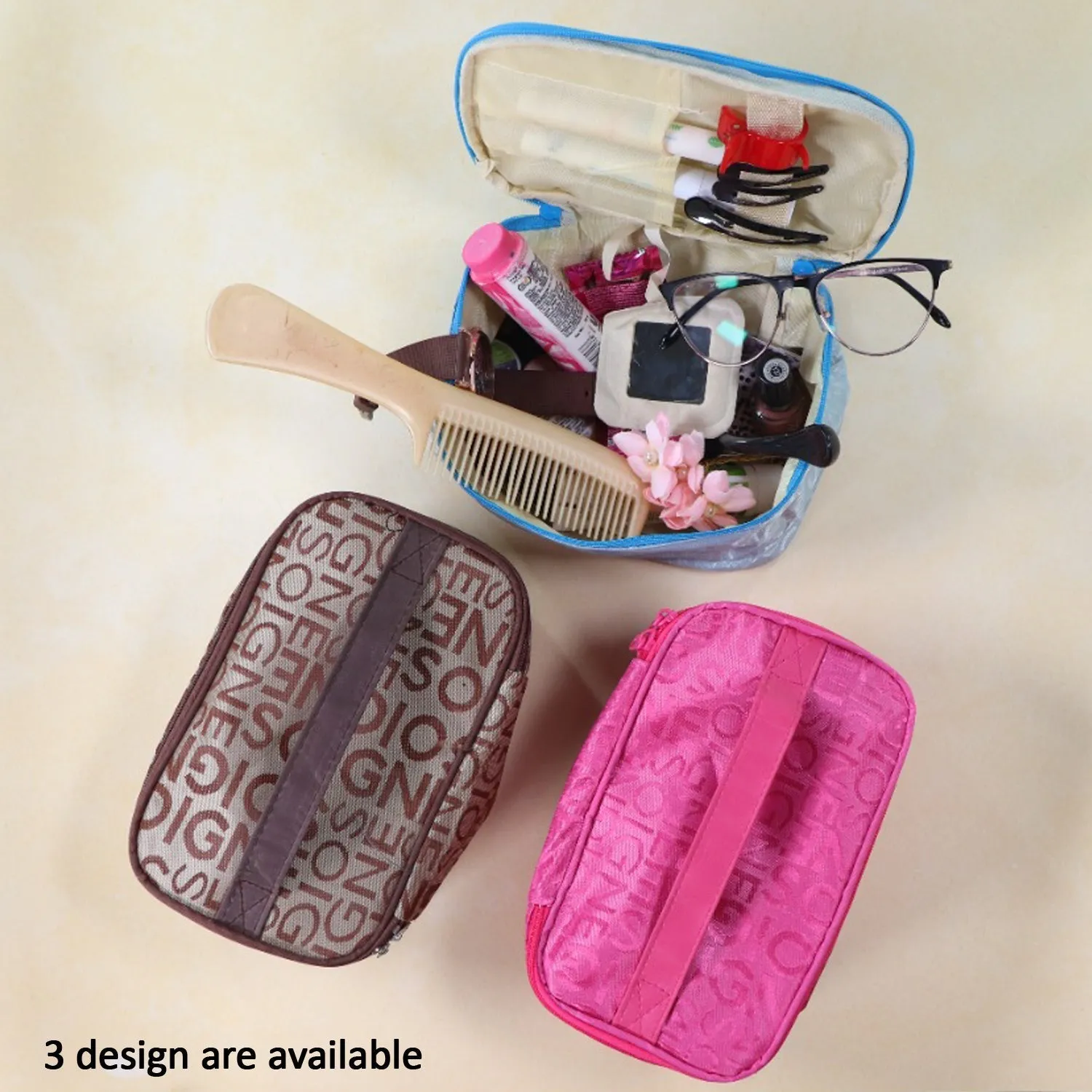 PORTABLE MAKEUP BAG WIDELY USED BY WOMENS FOR STORING THEIR MAKEUP EQUIPMENTS AND ALL WHILE TRAVELLING AND MOVING.