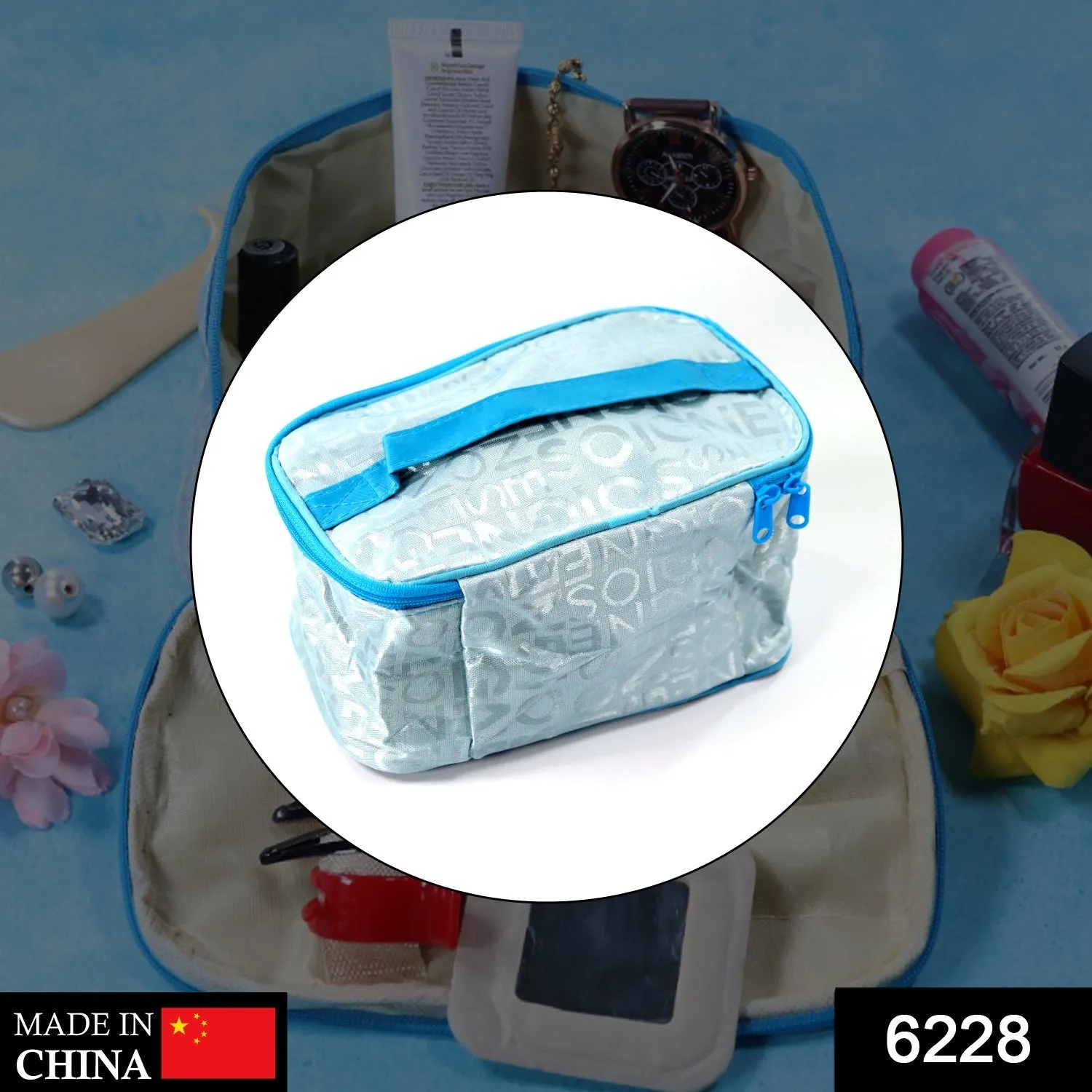 PORTABLE MAKEUP BAG WIDELY USED BY WOMENS FOR STORING THEIR MAKEUP EQUIPMENTS AND ALL WHILE TRAVELLING AND MOVING.