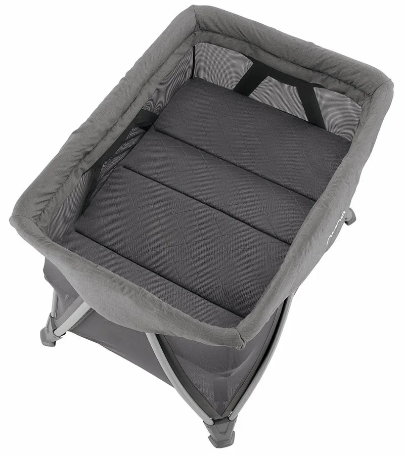 Sena Aire Travel Crib   Play Yard   Changer (with Organic Cotton Sheet) by Nuna