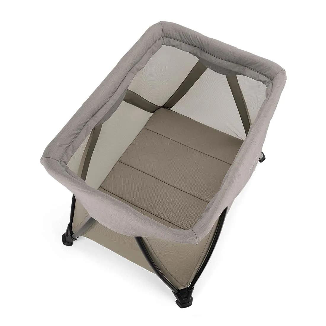 Sena Aire Travel Crib   Play Yard (with Organic Cotton Sheet) by Nuna