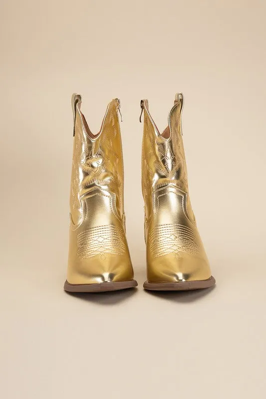 WILLA Western Booties