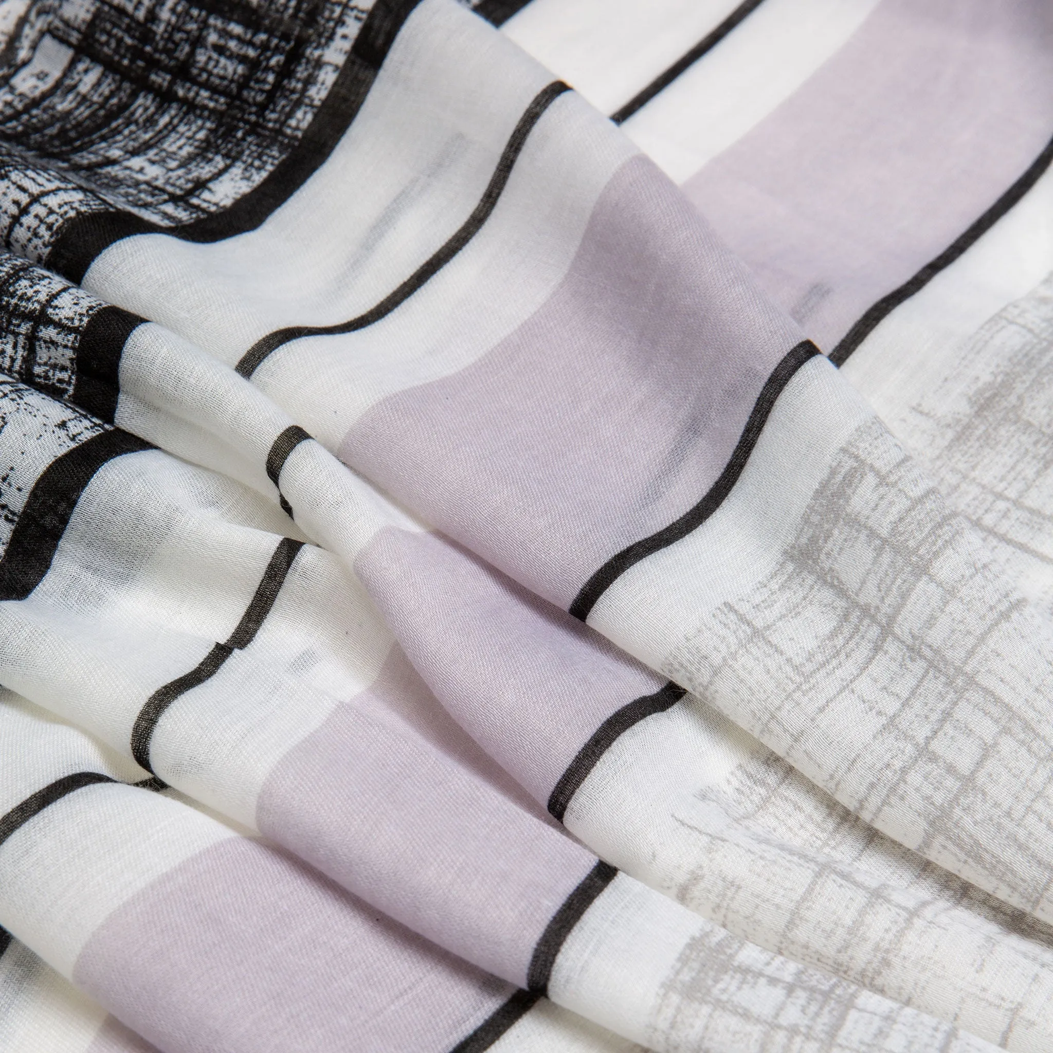 Women’s Lightweight Scarf with Stripe and Crosshatch Pattern